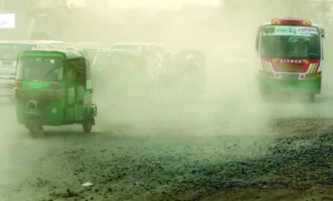 ১০ বছরের গড় বায়ু দূষণে ৫ নম্বরে ঢাকা