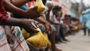 পর্যাপ্ত খাবারের অভাবে চিন্তায় থাকে ২২ শতাংশ পরিবার